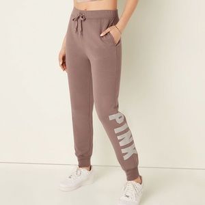 Everyday Lounge Jogger